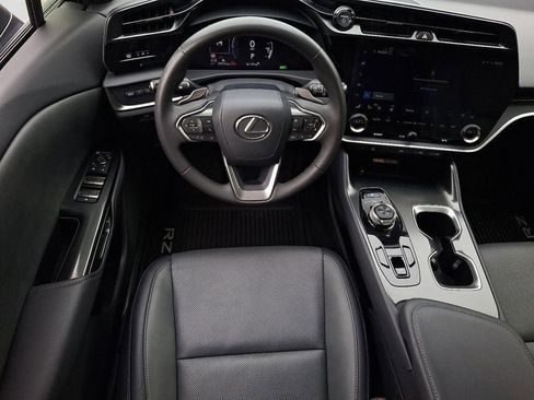 Used 2024 Lexus RZ 450e Premium image 12