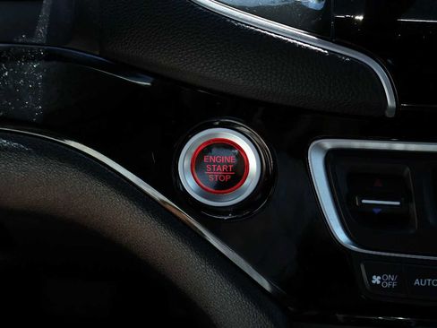 Used 2021 Honda Pilot Black Edition image 25