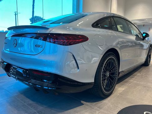 New 2025 Mercedes-Benz EQS AMG 4MATIC image 5