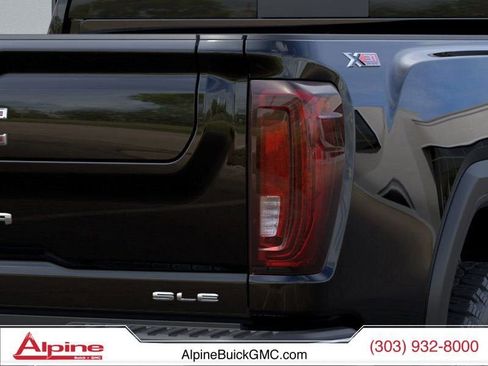 New 2025 GMC Sierra 2500 SLE w/ Preferred Package AWD/4WD image 11