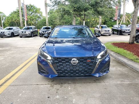 Certified 2023 Nissan Altima 2.5 SR FWD image 2