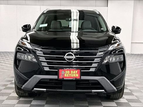 New 2025 Nissan Rogue SL image 17