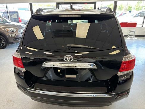 Used 2012 Toyota Highlander SE w/ Tow Pkg image 20