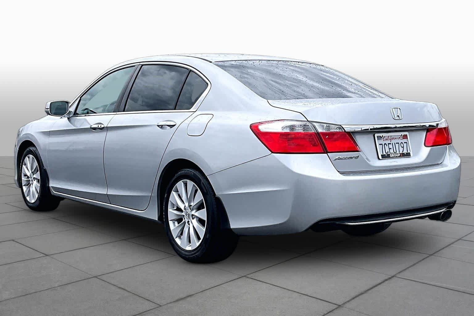 Used 2013 Honda Accord EX image 11