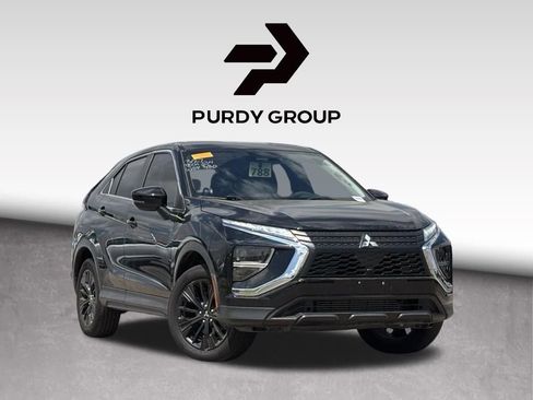 Used 2022 Mitsubishi Eclipse Cross LE image 1