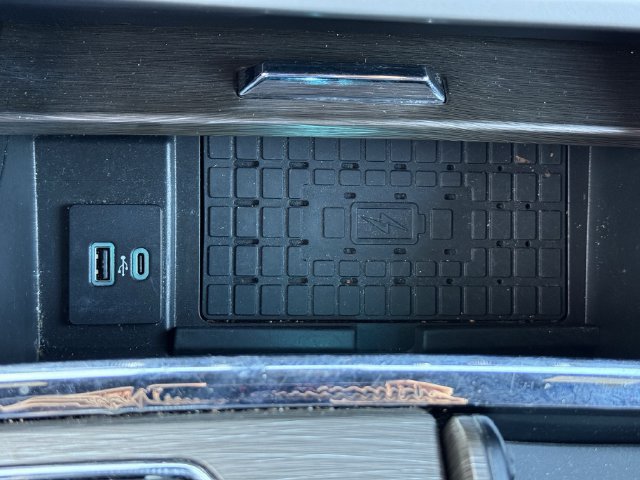 Used 2022 Ford Expedition Max Limited RWD image 18