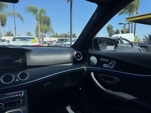 Used 2019 Mercedes-Benz E 300 image 16