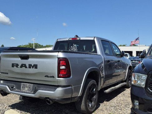Used 2025 RAM 1500 Big Horn AWD/4WD image 3