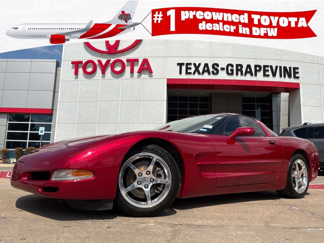 Used 2004 Chevrolet Corvette Coupe w/ Roof Package RWD image 1