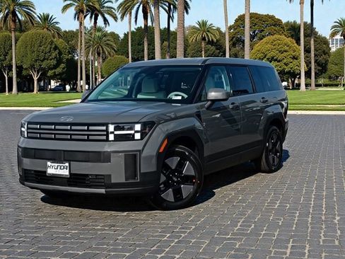 New 2026 Hyundai Santa Fe SE image 2