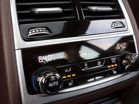 Used 2016 BMW 740i image 64