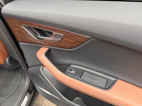 Used 2025 Audi Q7 3.0T Premium Plus image 27