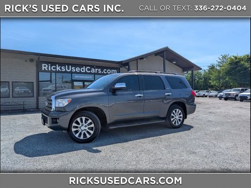 Used 2015 Toyota Sequoia Limited RWD image 1