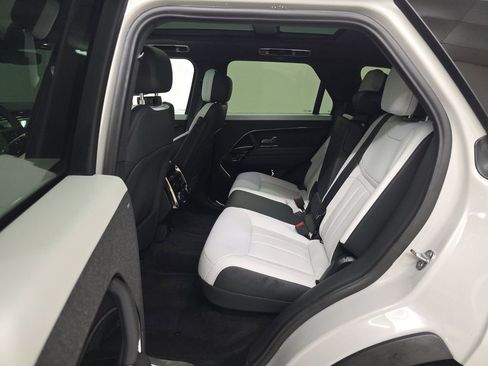Used 2025 Land Rover Range Rover Sport Dynamic SE AWD/4WD image 12