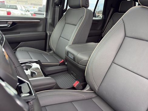 New 2026 Chevrolet Tahoe Premier w/ Sun And Tow Package AWD/4WD image 15
