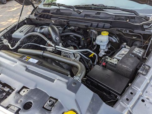 Used 2021 RAM 1500 Classic SLT image 37