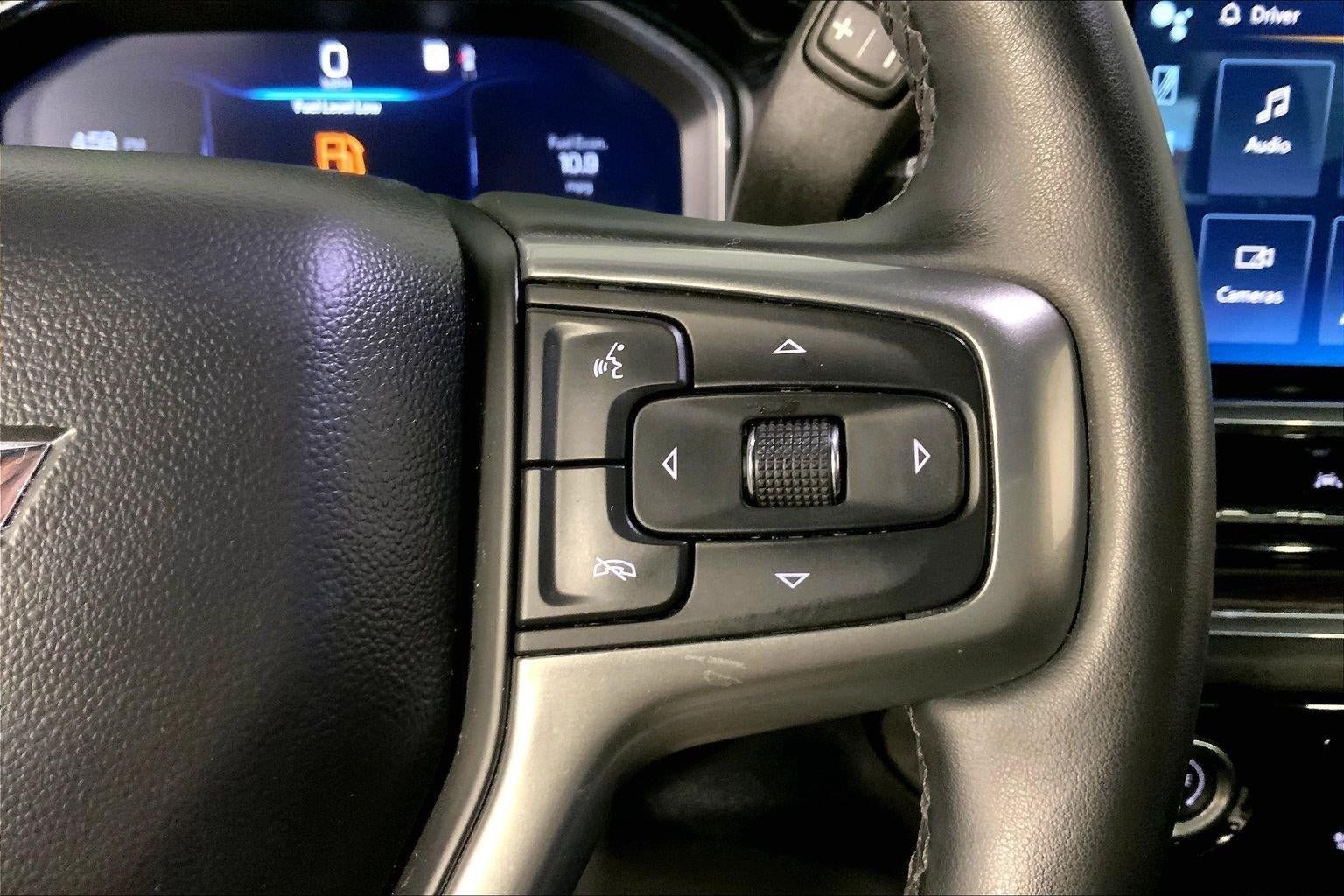 Used 2023 Chevrolet Silverado 1500 LT AWD/4WD image 19