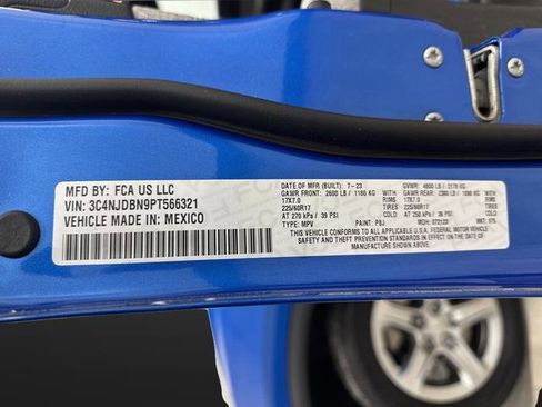 Used 2023 Jeep Compass Latitude image 15