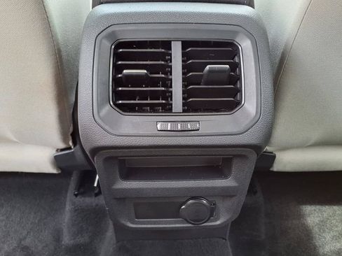 Used 2020 Volkswagen Tiguan S FWD image 17