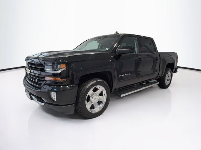 Used 2018 Chevrolet Silverado 1500 LT w/ All Star Edition AWD/4WD image 3