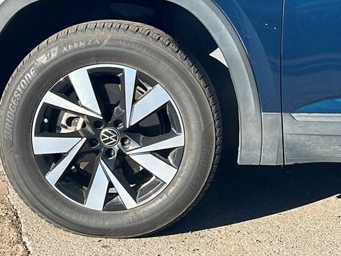 Used 2021 Volkswagen Atlas Cross Sport SE image 9