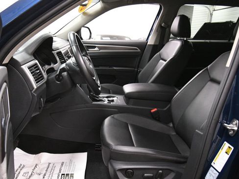 Used 2019 Volkswagen Atlas SE w/ Panoramic Sunroof Package image 10