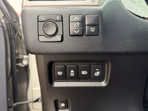 Used 2023 Lexus GX 460 Premium AWD/4WD image 20