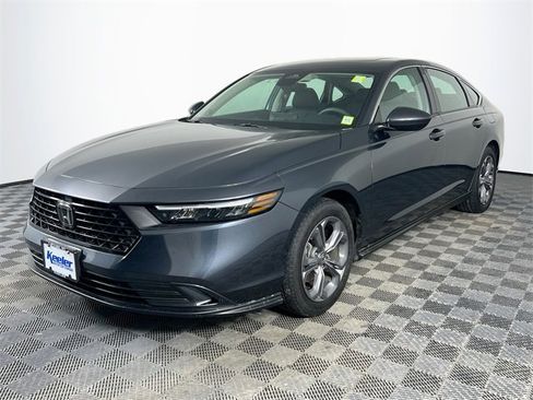 Used 2023 Honda Accord EX image 2