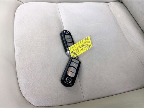 Used 2019 MAZDA CX-5 Touring AWD/4WD image 14