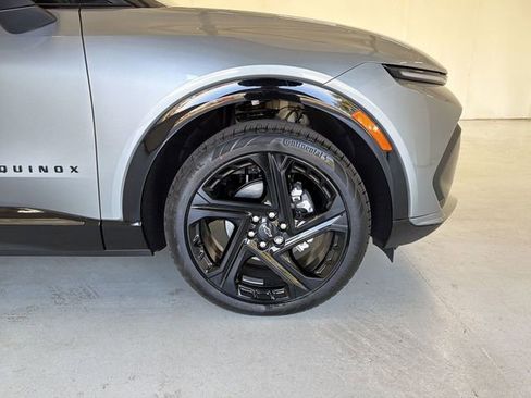 New 2026 Chevrolet Equinox EV RS image 16