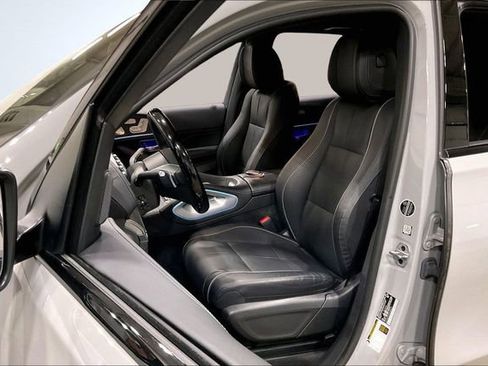 Used 2024 Mercedes-Benz GLE 450 4MATIC image 25