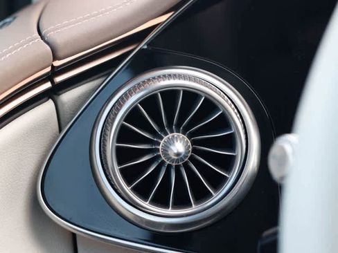 Certified 2023 Mercedes-Benz EQS 580 4MATIC SUV image 31