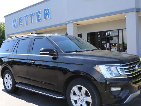 Used 2018 Ford Expedition XLT w/ Equipment Group 202A RWD image 1