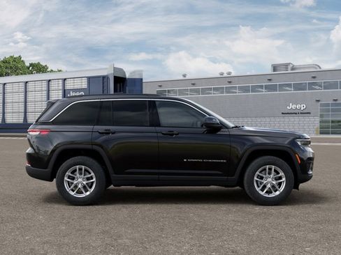 New 2026 Jeep Grand Cherokee Laredo X RWD image 21