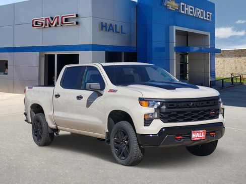 New 2026 Chevrolet Silverado 1500 Custom Trail Boss w/ LPO, Dark Essentials Package image 1