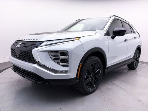 New 2026 Mitsubishi Eclipse Cross Black Edition image 3