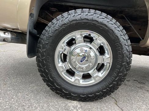 Used 2014 Ford F350 Lariat w/ Lariat Ultimate Package AWD/4WD image 14