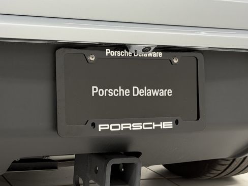 Certified 2024 Porsche Macan Turbo AWD/4WD image 70