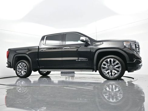 Used 2025 GMC Sierra 1500 Denali w/ Denali Reserve Package AWD/4WD image 41
