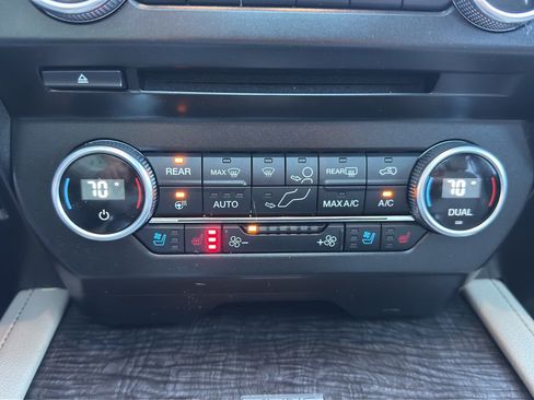 Used 2018 Ford Expedition Max Limited w/ Equipment Group 302A AWD/4WD image 31