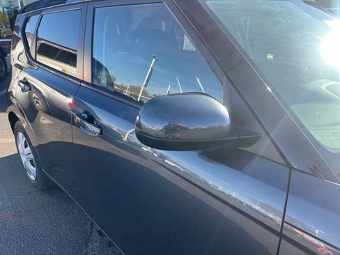 Used 2020 Kia Soul LX image 7