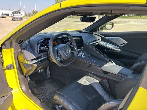 Used 2022 Chevrolet Corvette Stingray Preferred Conv w/ Z51 Performance Package image 15