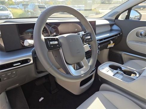 New 2026 Hyundai Ioniq 9 Limited image 18