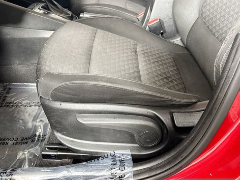 Used 2018 Kia Rio S image 19