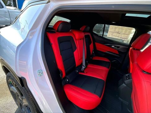 New 2026 Chevrolet Equinox EV RS w/ Convenience Package II AWD/4WD image 12