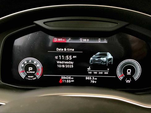 Used 2023 Audi Q8 Prestige image 25