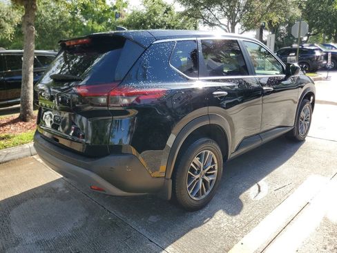Certified 2023 Nissan Rogue S FWD image 6