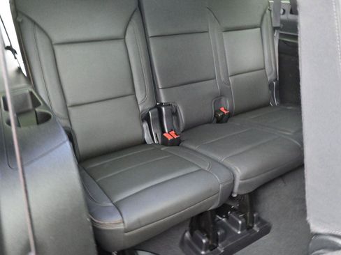 Used 2022 Chevrolet Suburban High Country image 39