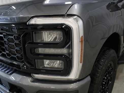 New 2026 Ford F250 Lariat w/ Black Appearance Package AWD/4WD image 34