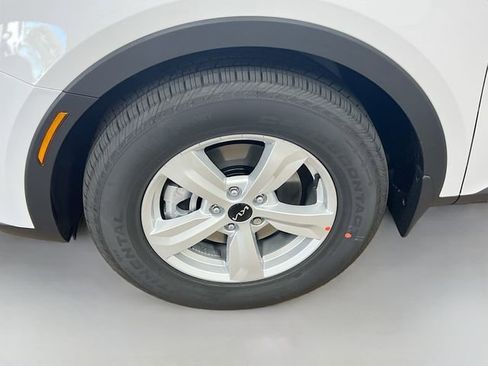 New 2026 Kia Sorento LX image 29